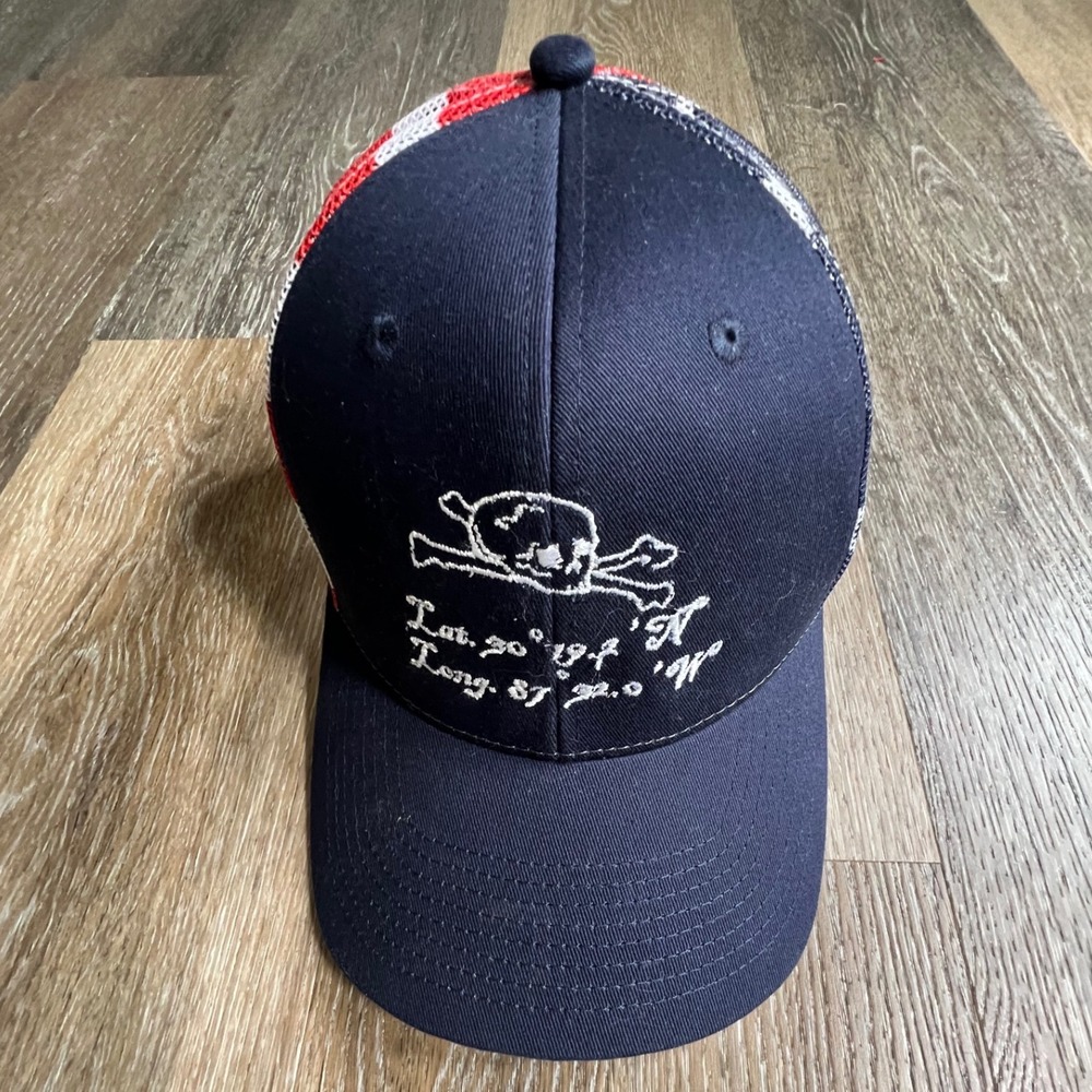 Kati Sportcap Trucker Hat Unisex OSFM Navy Red White Pirate Skull Coordinates